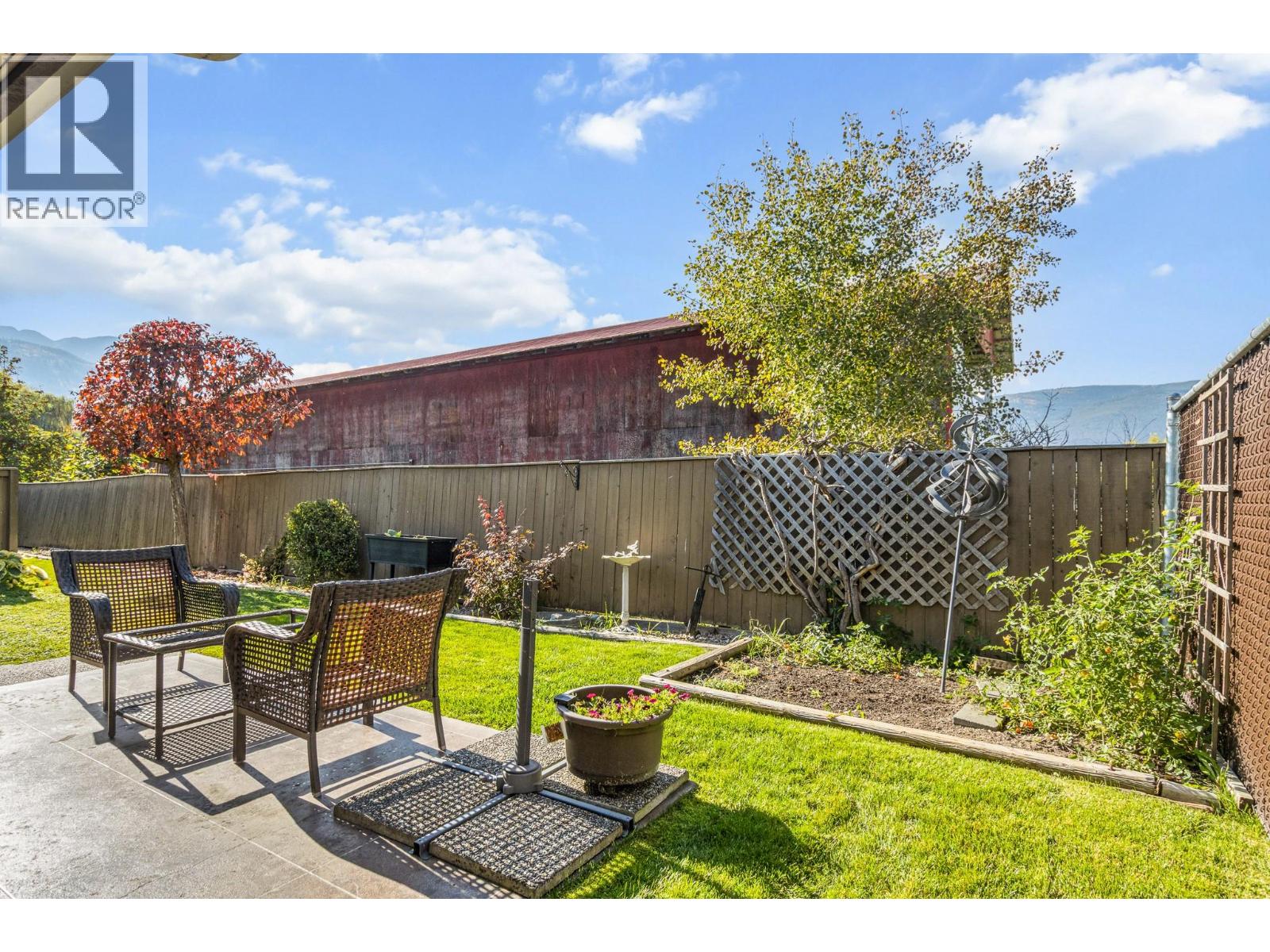 151 8 Avenue Sw Unit# 20, Salmon Arm, British Columbia  V1E 1B9 - Photo 28 - 10403232