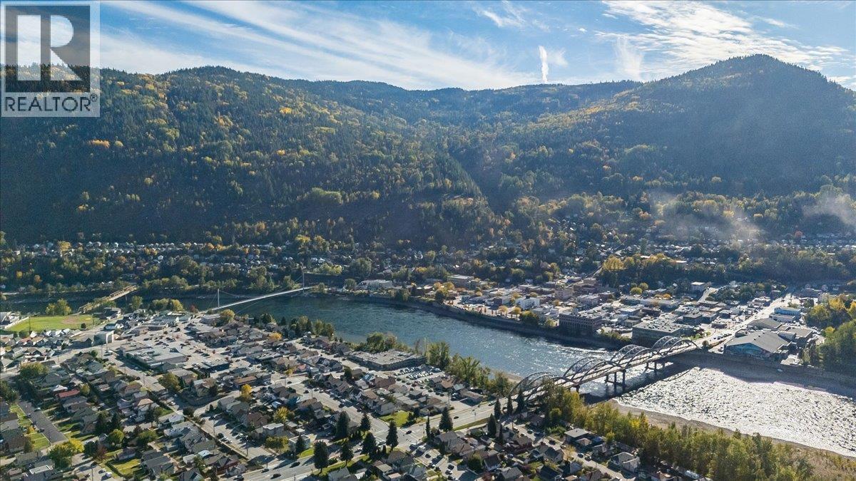 1396 Second Avenue, Trail, British Columbia  V1R 1L9 - Photo 35 - 10403162