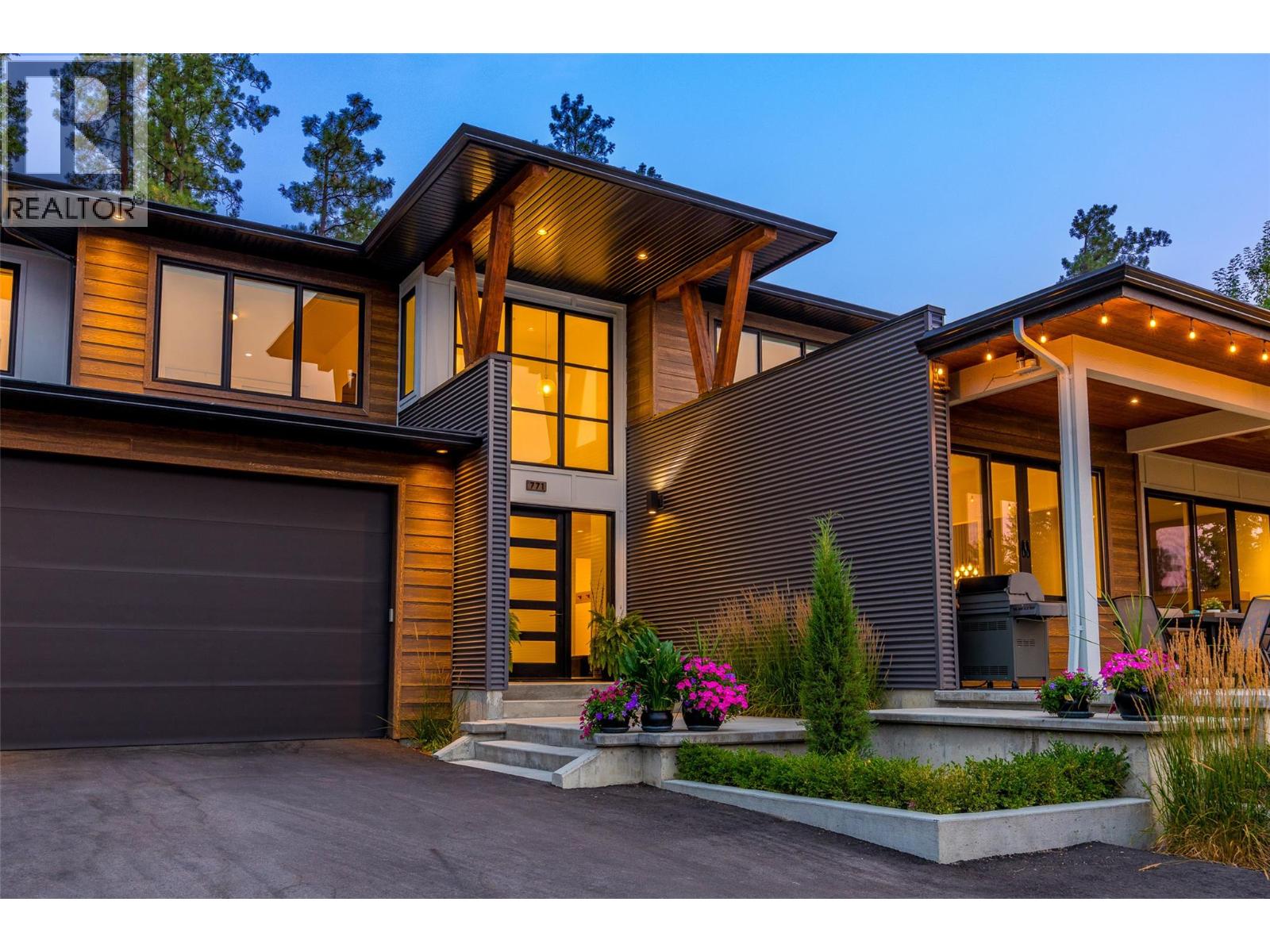 769 & 771 Barnaby Road, Kelowna, British Columbia  V1W 4N9 - Photo 5 - 10396273