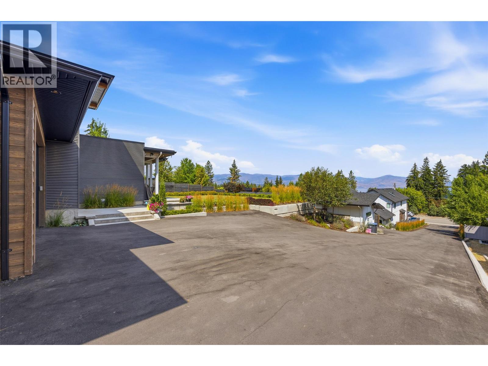 769 & 771 Barnaby Road, Kelowna, British Columbia  V1W 4N9 - Photo 77 - 10396273