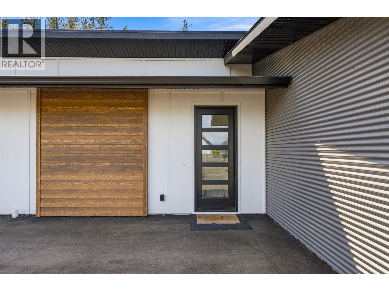769 & 771 Barnaby Road, Kelowna, British Columbia  V1W 4N9 - Photo 78 - 10396273