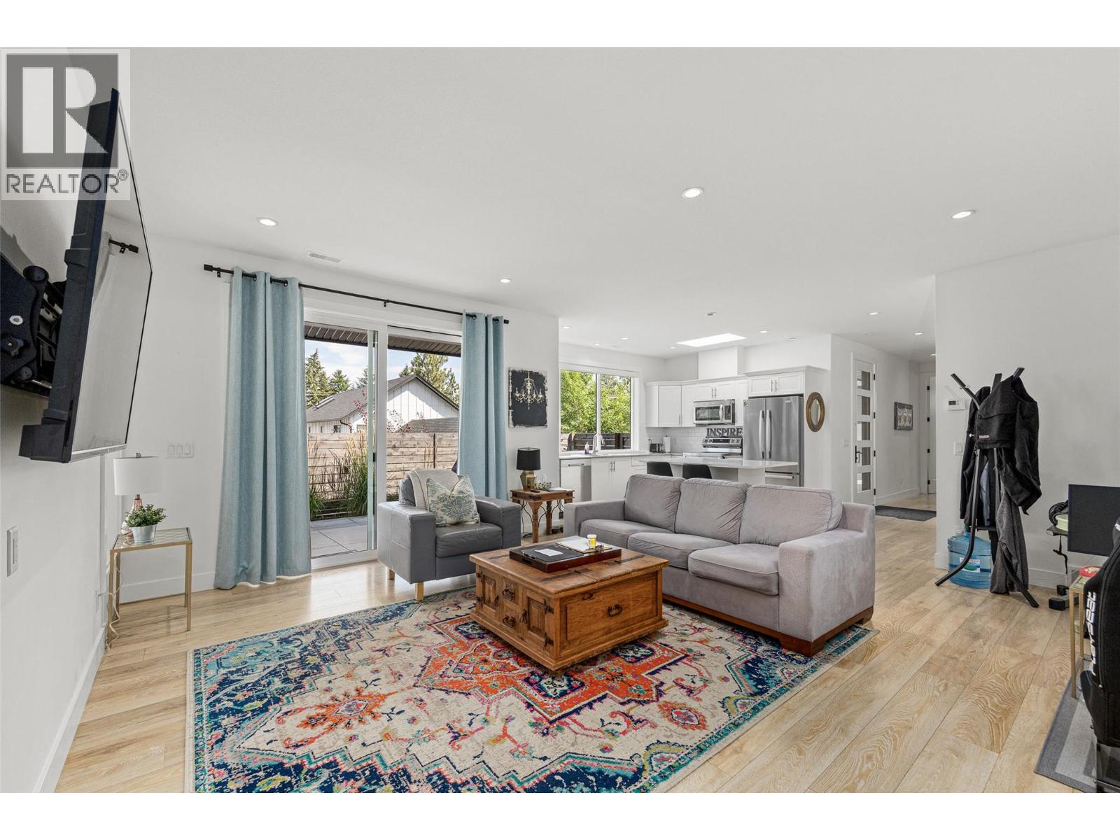 769 & 771 Barnaby Road, Kelowna, British Columbia  V1W 4N9 - Photo 84 - 10396273