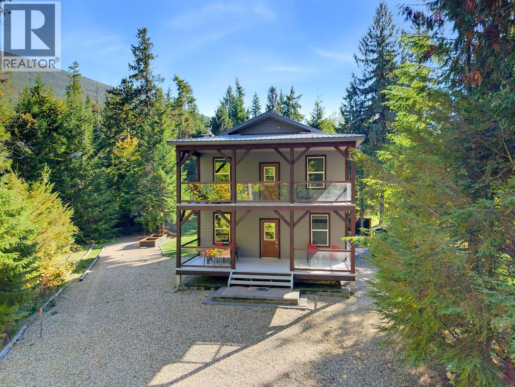 686 Swanbeach Road, Swansea Point, British Columbia  V0E 2K2 - Photo 36 - 10402430