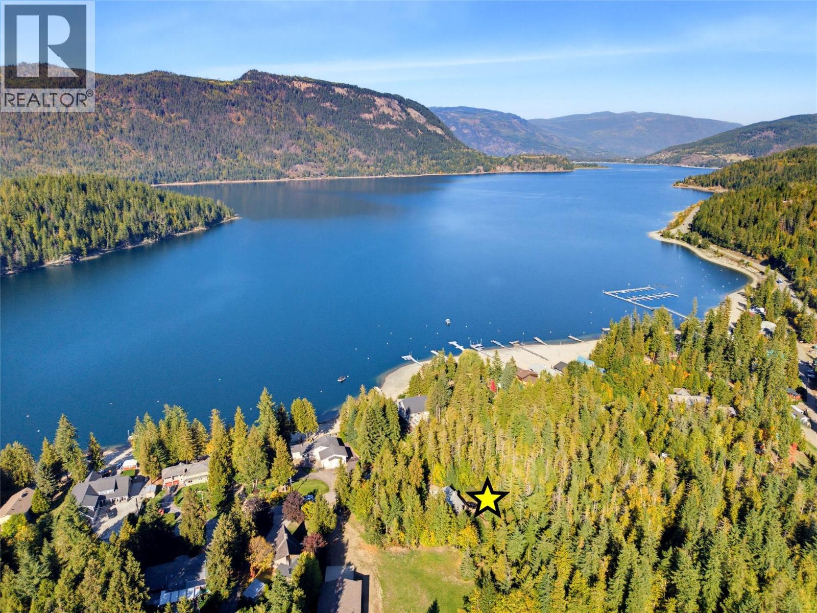 686 Swanbeach Road, Swansea Point, British Columbia  V0E 2K2 - Photo 4 - 10402430
