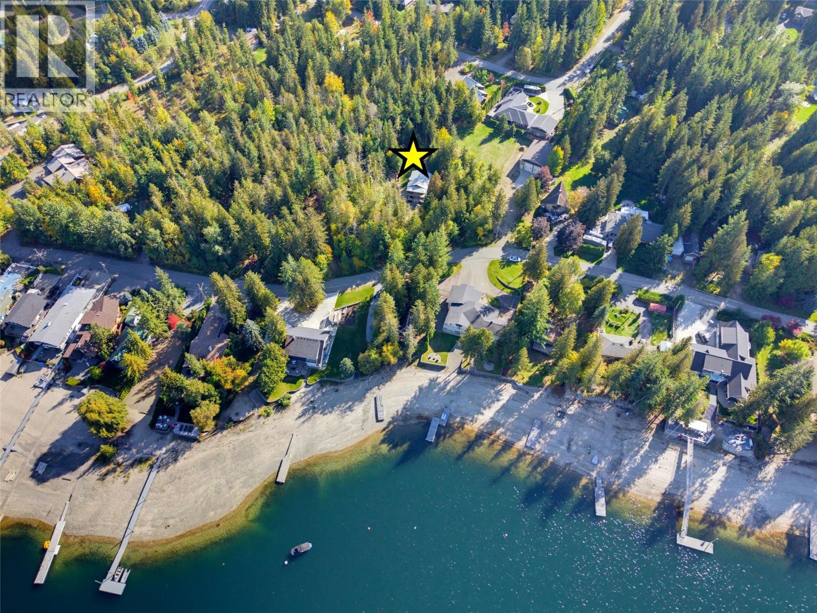 686 Swanbeach Road, Swansea Point, British Columbia  V0E 2K2 - Photo 5 - 10402430