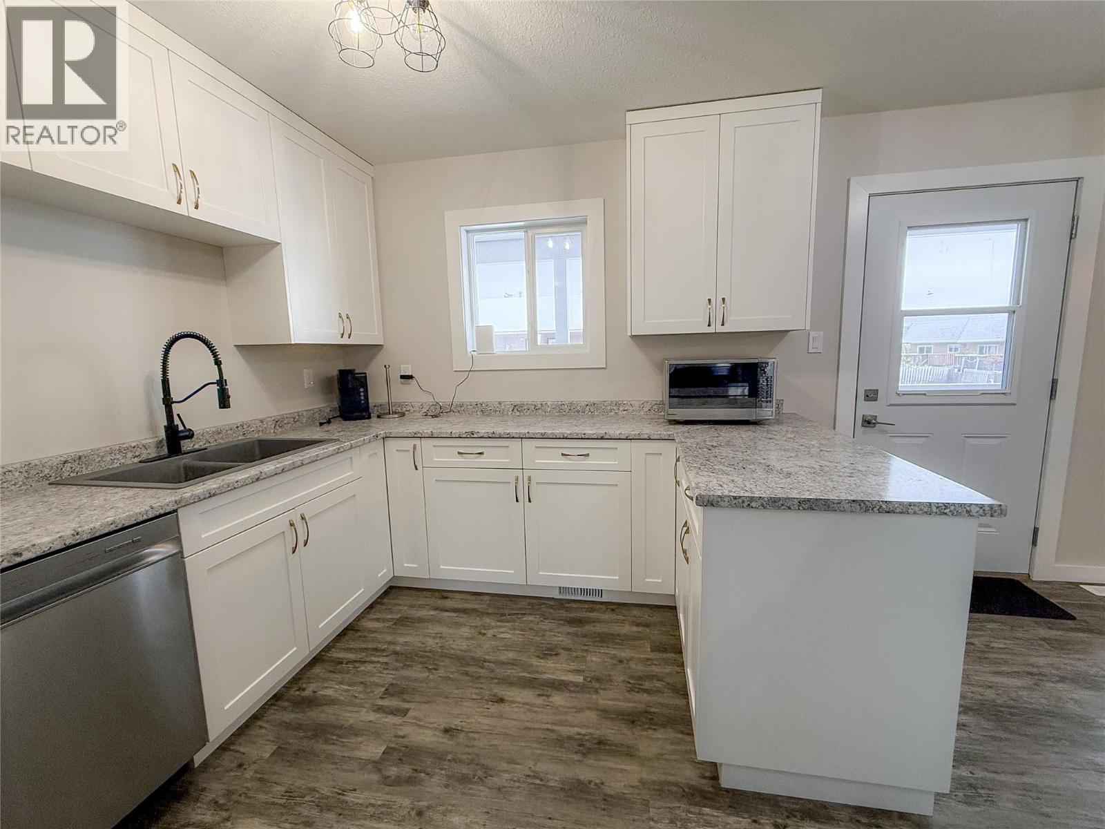 1541 / 1543 Loran Drive, Dawson Creek, British Columbia  V1G 1B7 - Photo 10 - 10403347