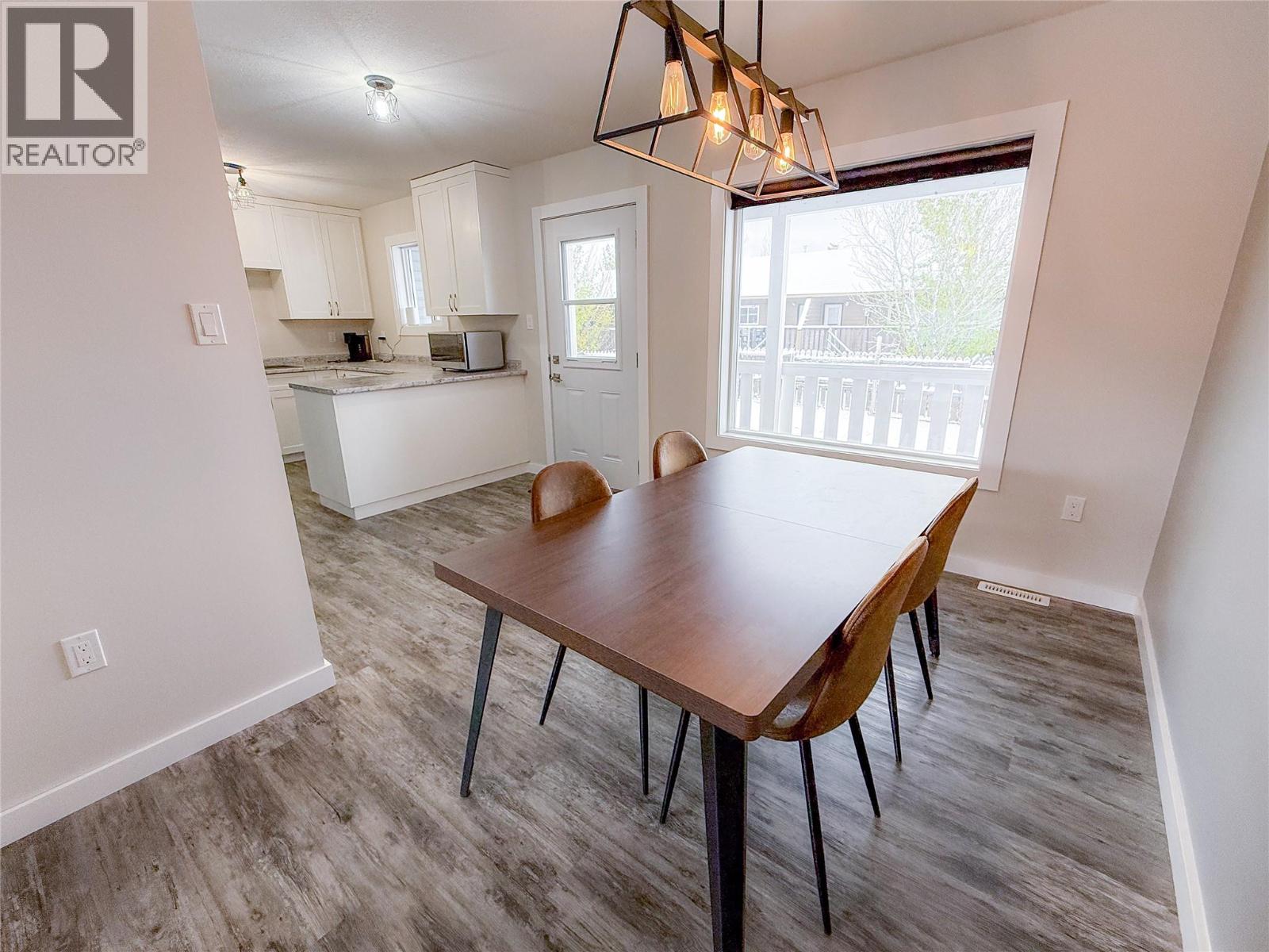 1541 / 1543 Loran Drive, Dawson Creek, British Columbia  V1G 1B7 - Photo 6 - 10403347