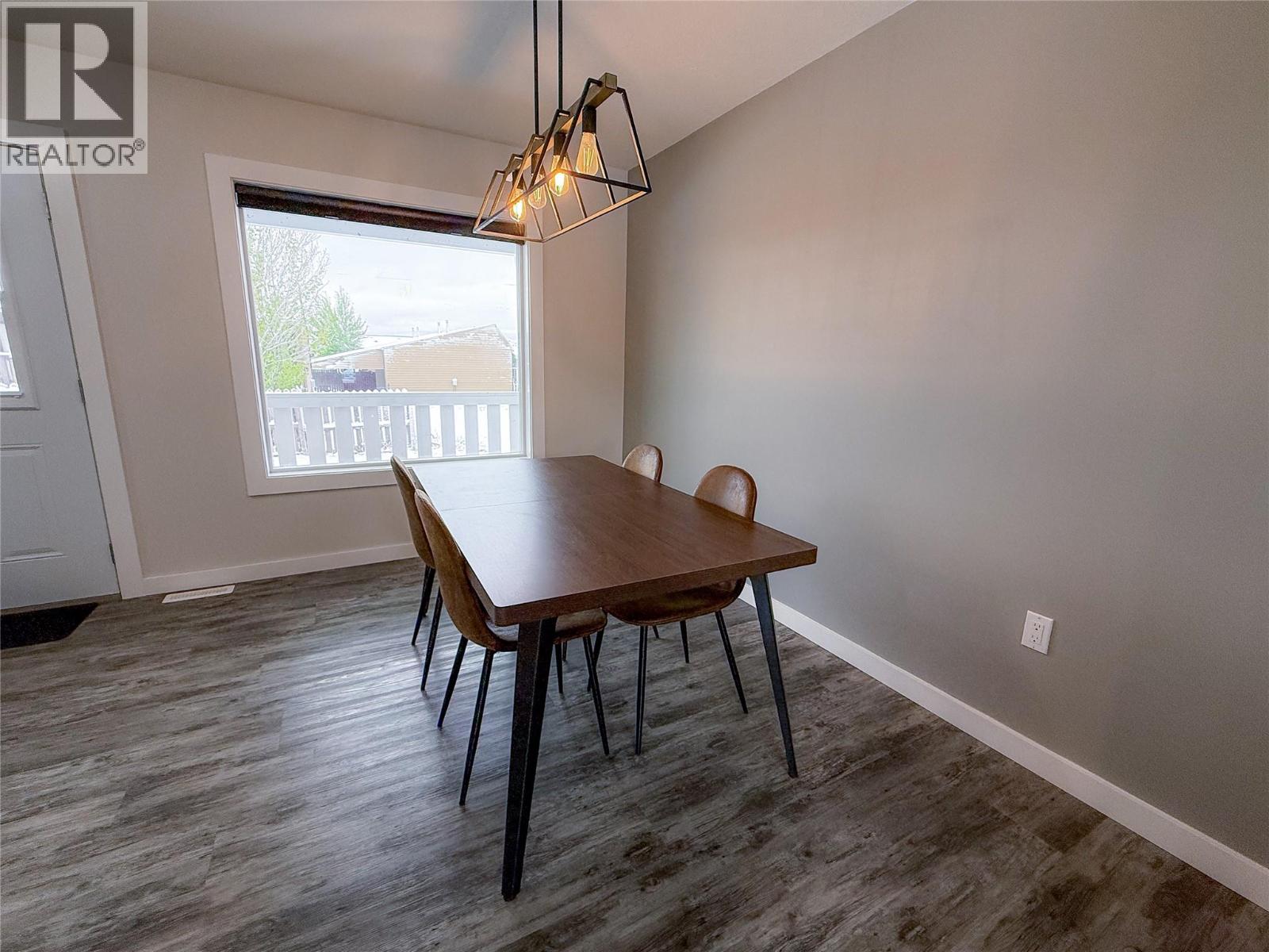 1541 / 1543 Loran Drive, Dawson Creek, British Columbia  V1G 1B7 - Photo 7 - 10403347