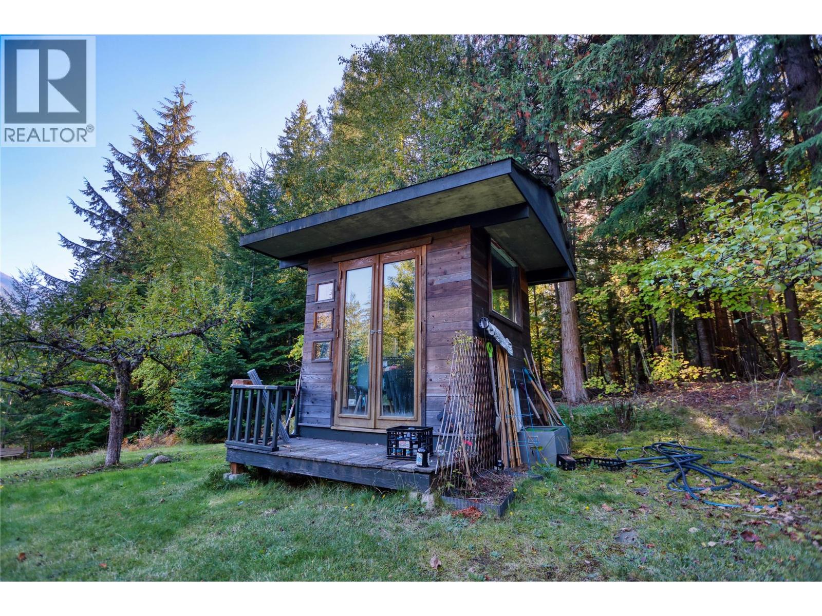 7025 Beggs Road, Nelson, British Columbia  V1L 5P6 - Photo 49 - 10403009