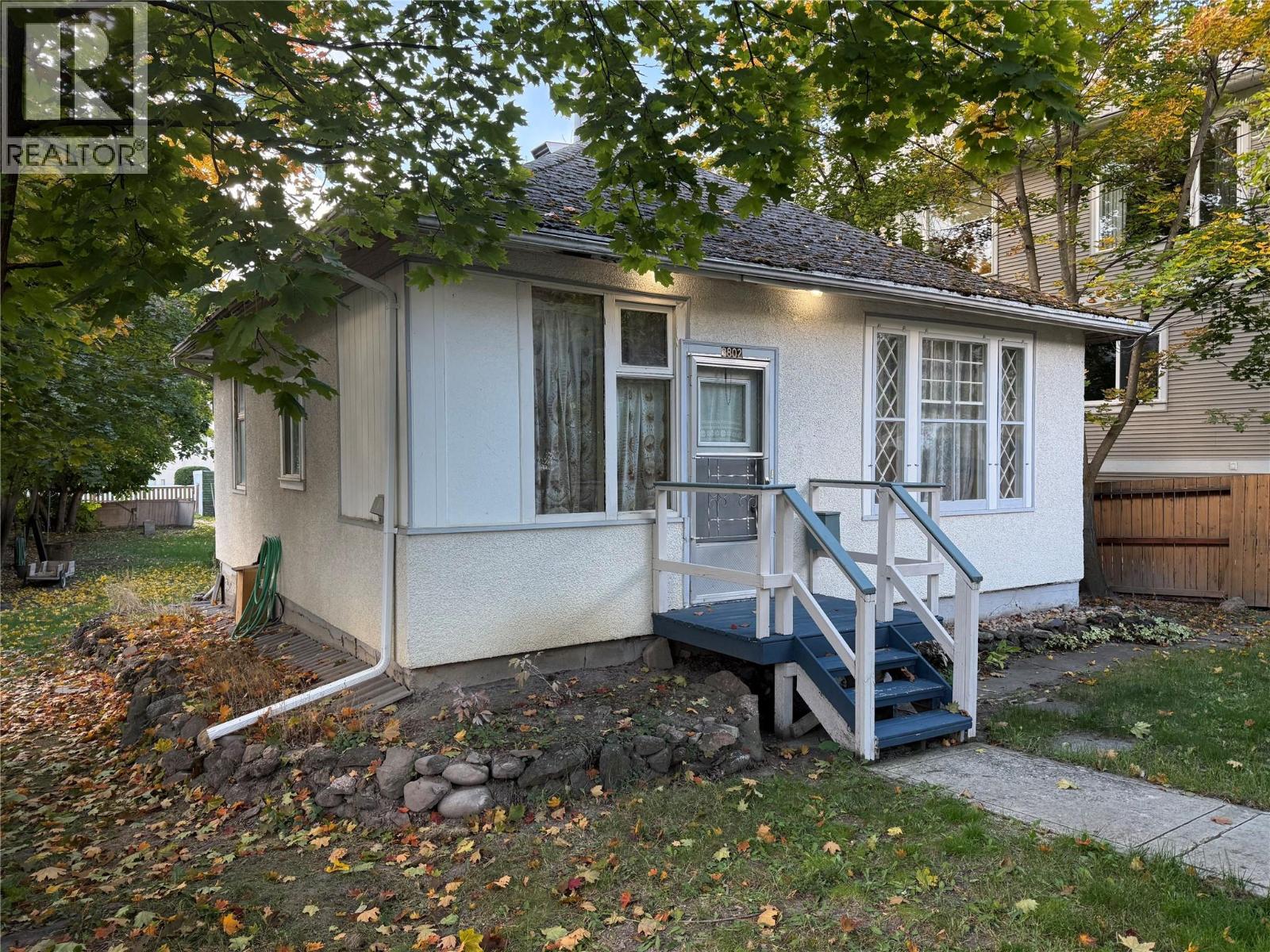 3802 32 Avenue, Vernon, British Columbia  V1T 2N3 - Photo 1 - 10403296