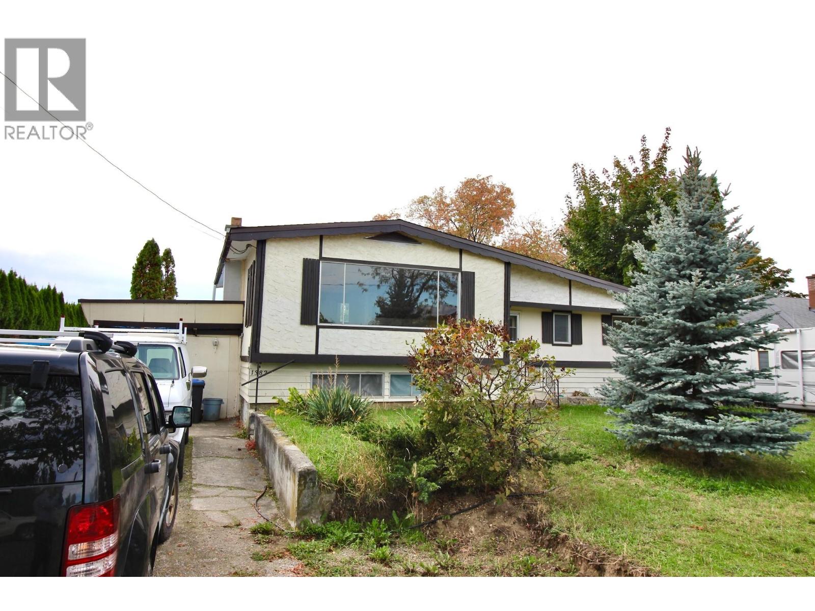 1382 Mcbride Road, Kelowna, British Columbia  V1Y 4A6 - Photo 1 - 10403258