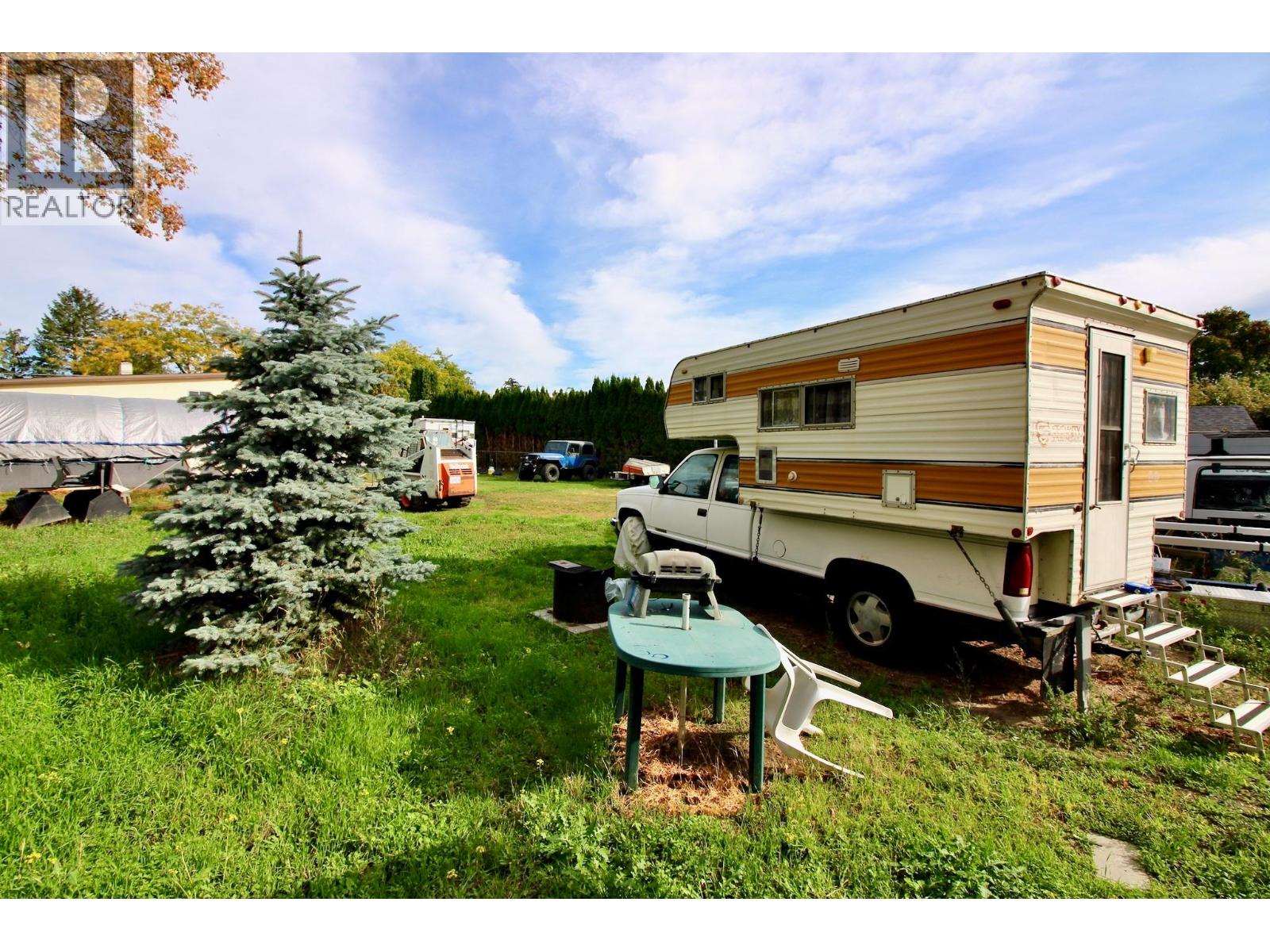 1382 Mcbride Road, Kelowna, British Columbia  V1Y 4A6 - Photo 28 - 10403258