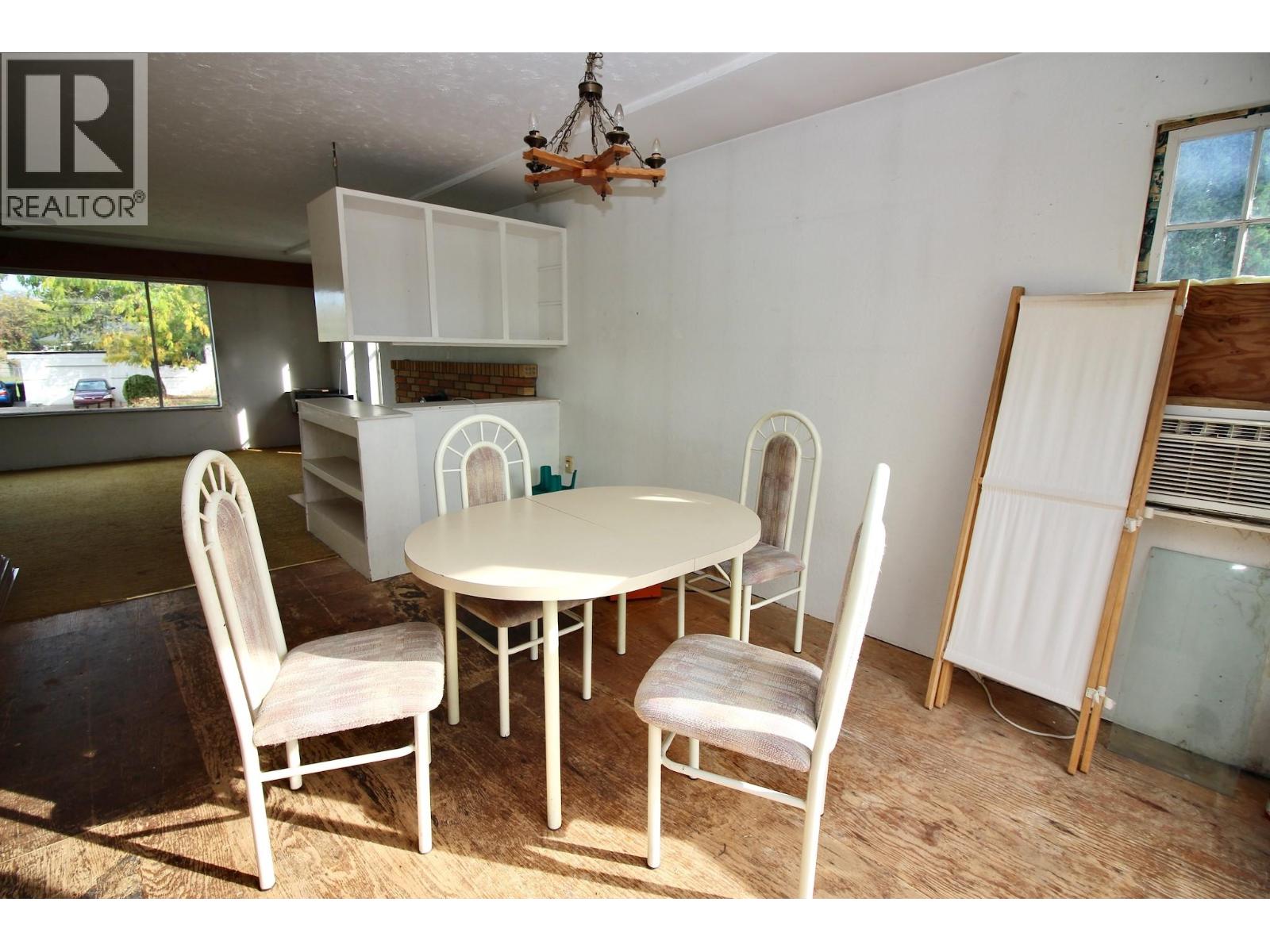 1382 Mcbride Road, Kelowna, British Columbia  V1Y 4A6 - Photo 7 - 10403258