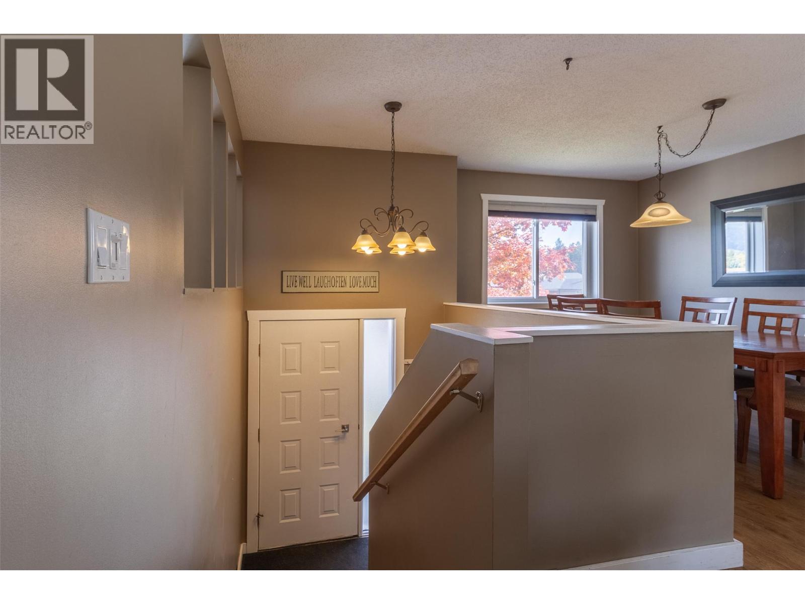 1207 Pinyon Road, Sparwood, British Columbia  V0B 2G2 - Photo 3 - 10403027