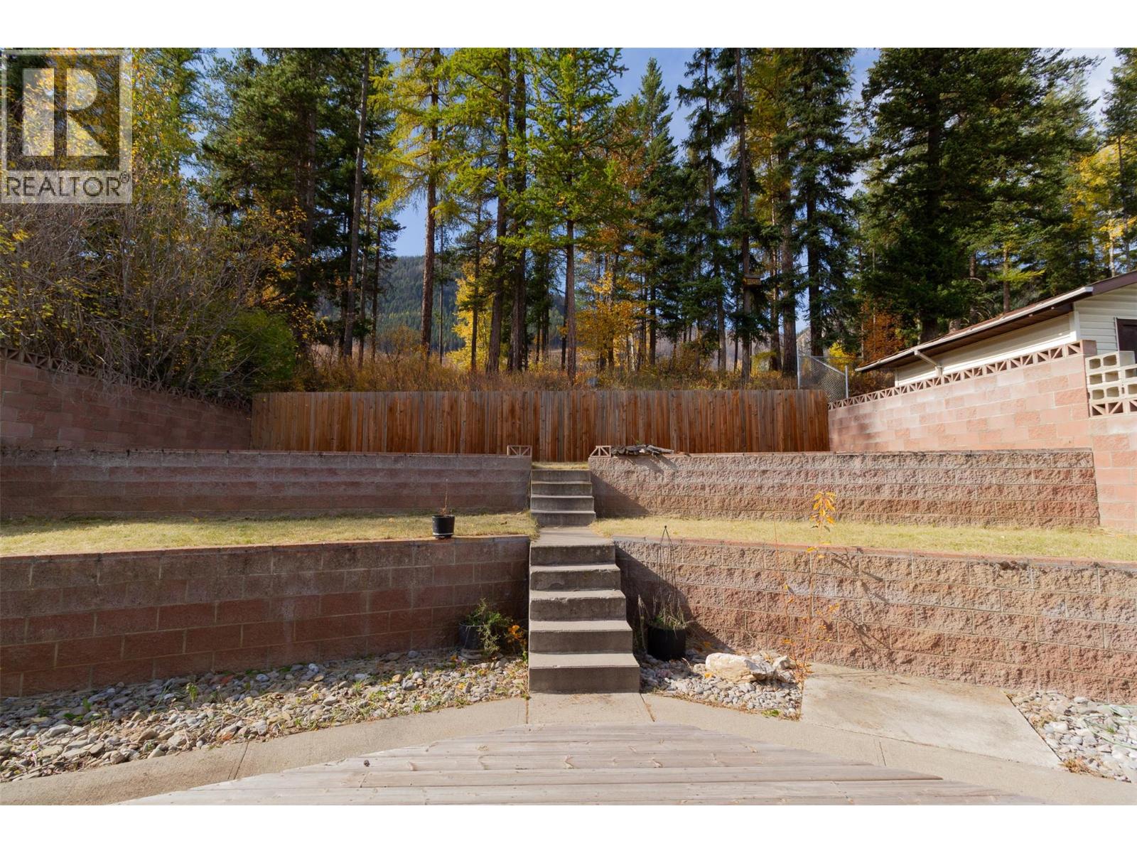 1207 Pinyon Road, Sparwood, British Columbia  V0B 2G2 - Photo 33 - 10403027