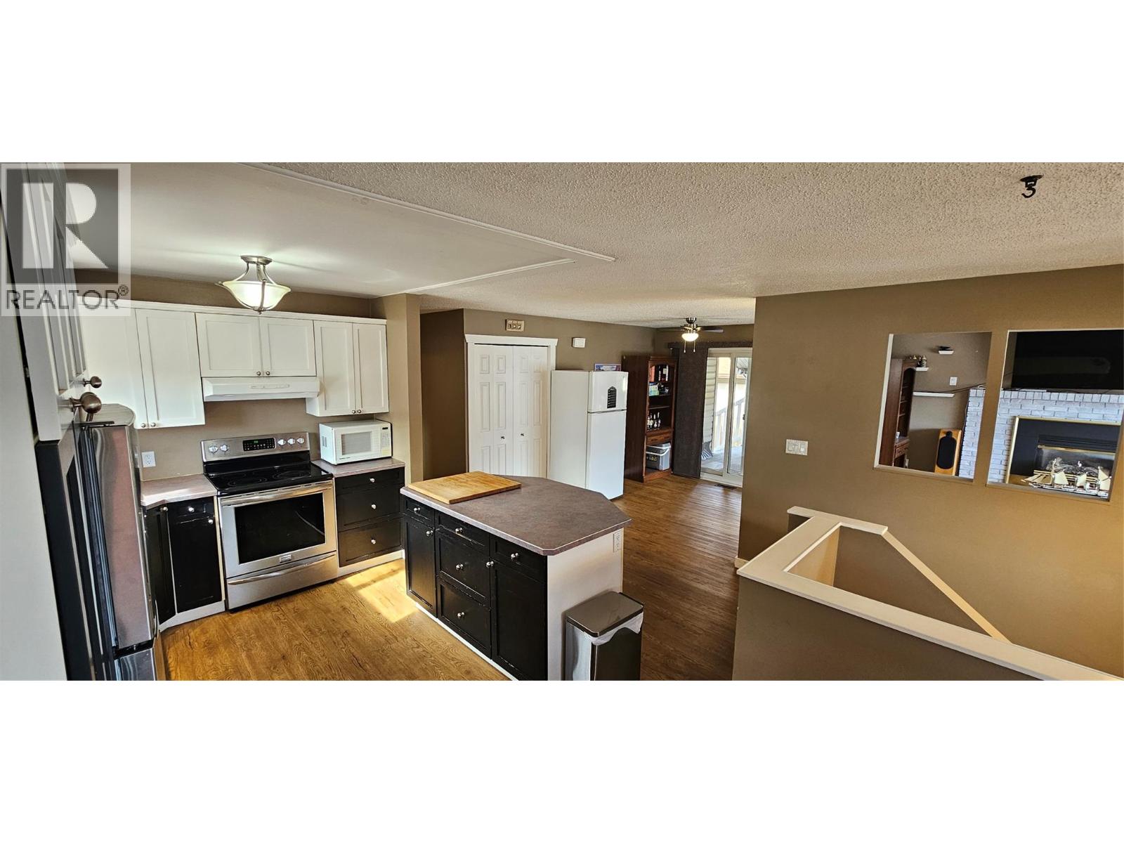 1207 Pinyon Road, Sparwood, British Columbia  V0B 2G2 - Photo 9 - 10403027