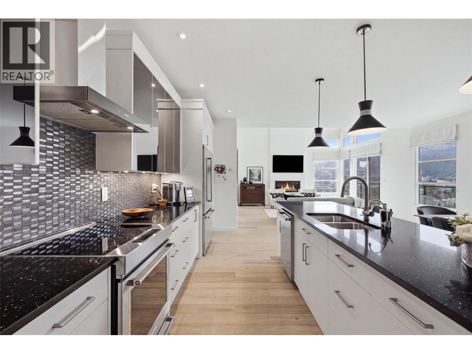 1395 Prairie Rose Drive Unit# 16, Kamloops, British Columbia  V2E 0B9 - Photo 18 - 10402768
