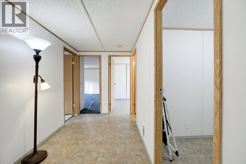 2930 Brown Road Sw Unit# 22, Salmon Arm, British Columbia  V1E 3K3 - Photo 36 - 10403154