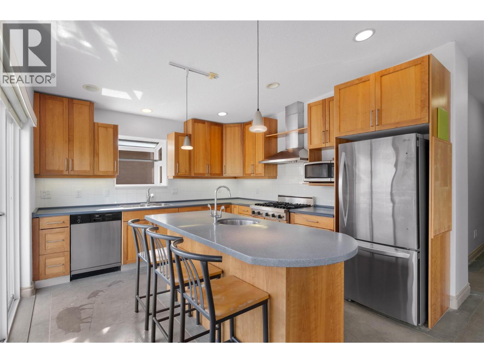 15 Hudson's Bay Trail Unit# 803, Kamloops, British Columbia  V2C 6S6 - Photo 3 - 10402991