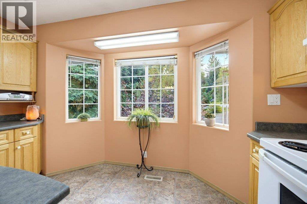 2457 Centennial Drive, Blind Bay, British Columbia  V0E 1H2 - Photo 10 - 10402779