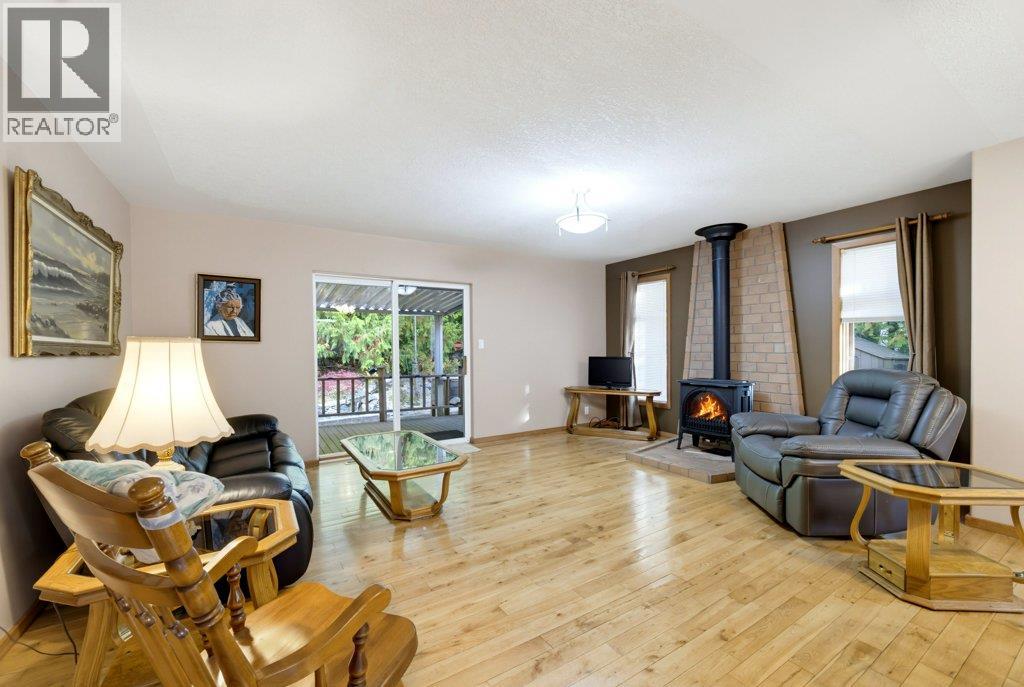 2457 Centennial Drive, Blind Bay, British Columbia  V0E 1H2 - Photo 16 - 10402779