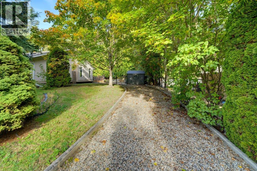 2457 Centennial Drive, Blind Bay, British Columbia  V0E 1H2 - Photo 53 - 10402779