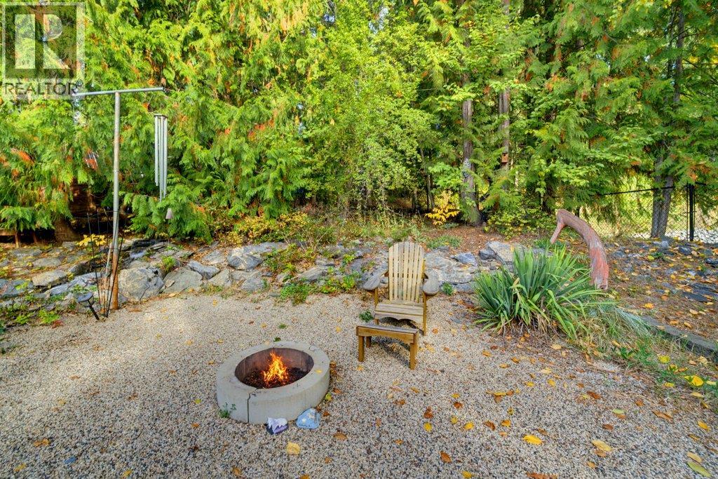 2457 Centennial Drive, Blind Bay, British Columbia  V0E 1H2 - Photo 59 - 10402779