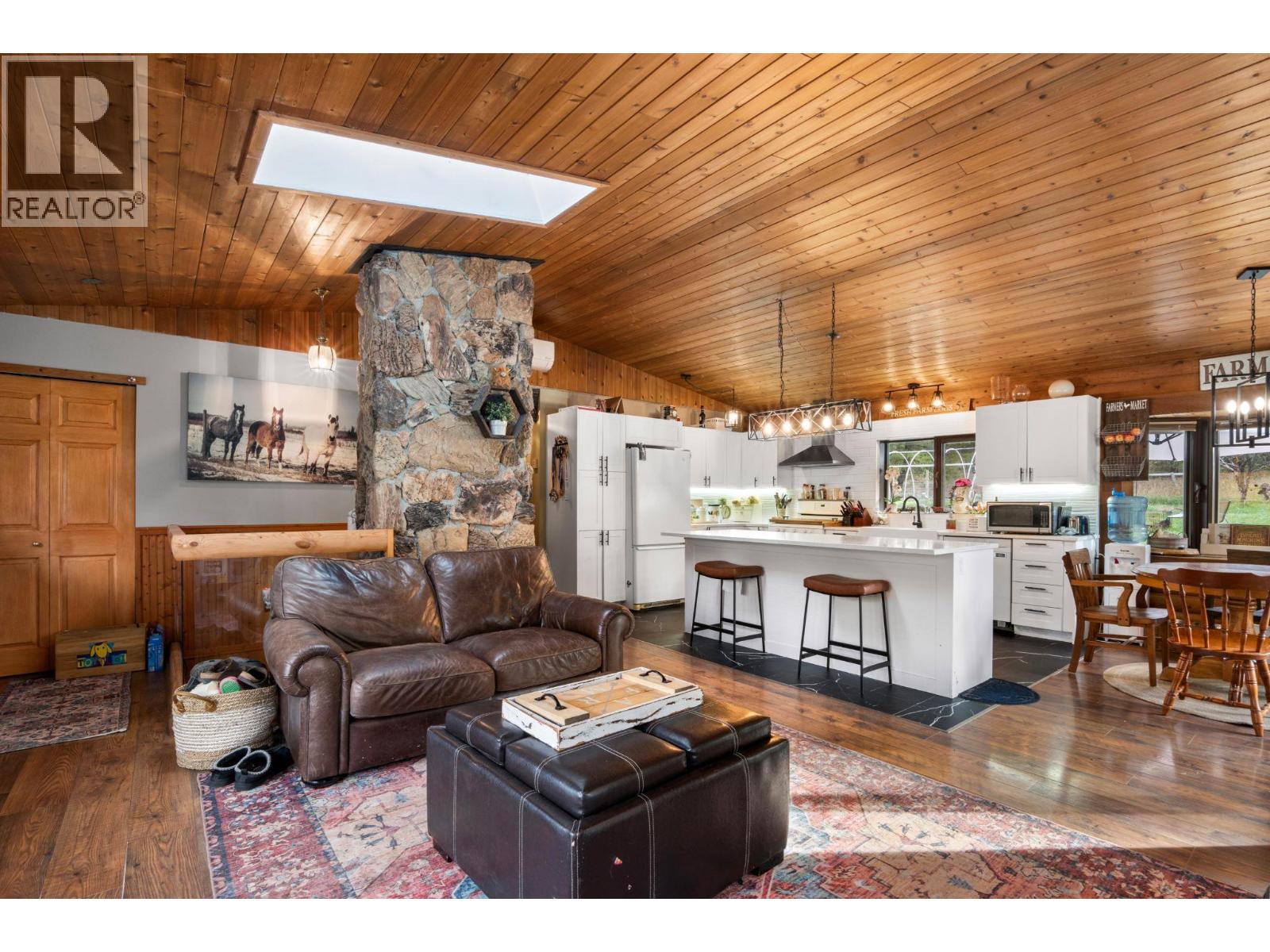 4148 Dixon Mountain Road, Barriere, British Columbia  V0E 1E0 - Photo 6 - 10403356