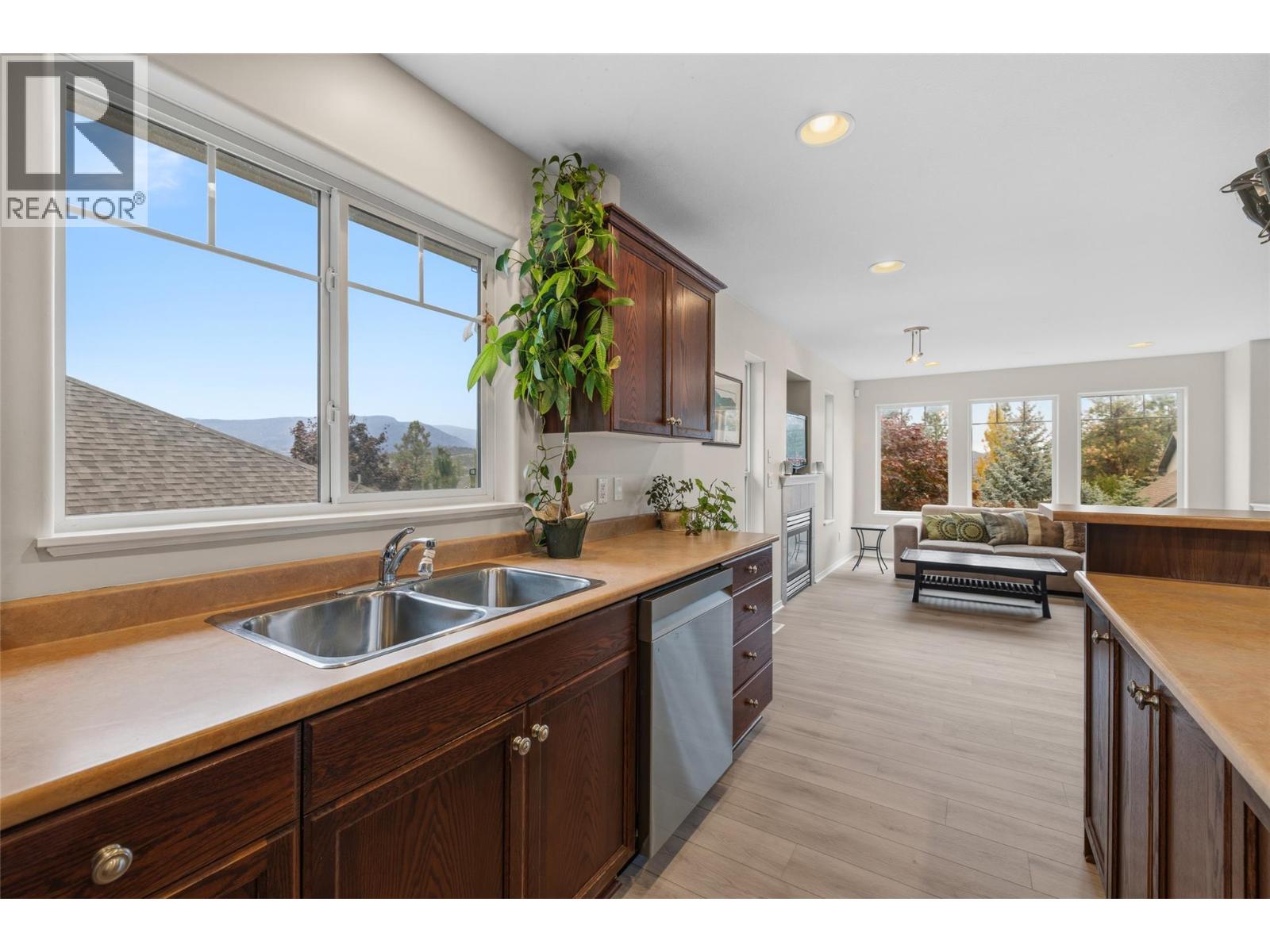 2145 Chilcotin Crescent, Kelowna, British Columbia  V1V 2N9 - Photo 8 - 10403341