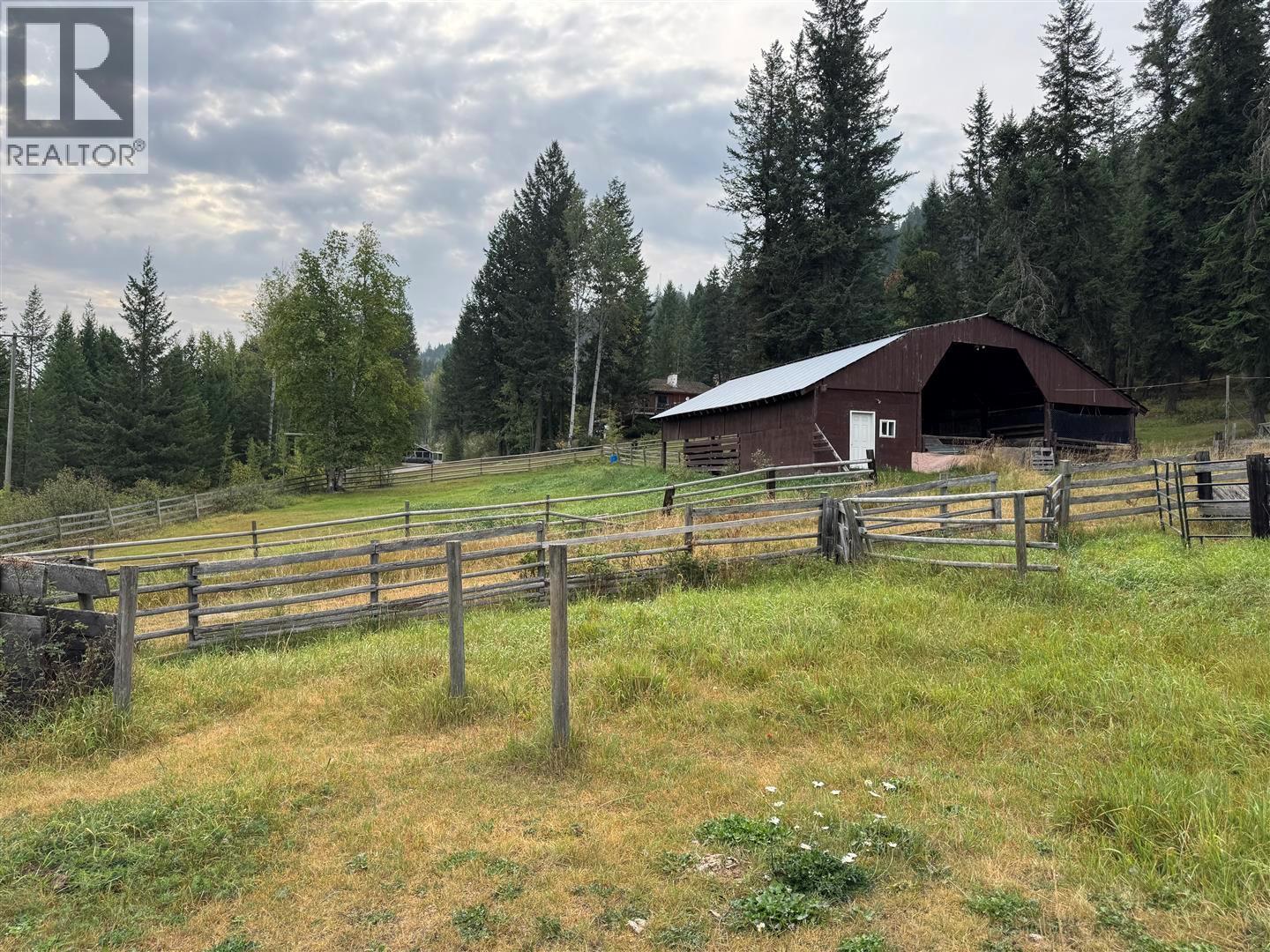 3918 Sanborn Road, Parson, British Columbia  V0A 1L0 - Photo 11 - 10403308