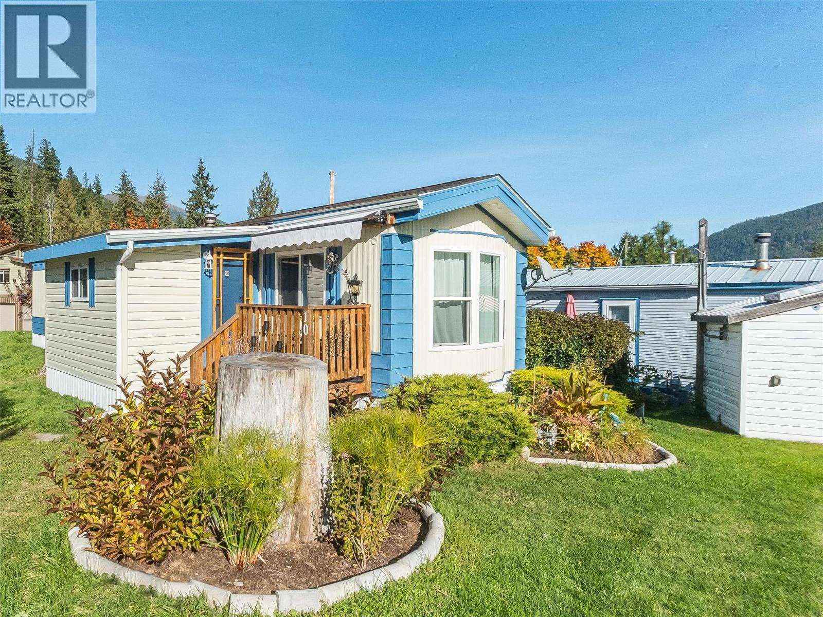 2905 Lower Six Mile Road Unit# 10, Nelson, British Columbia  V1L 6L7 - Photo 1 - 10403109
