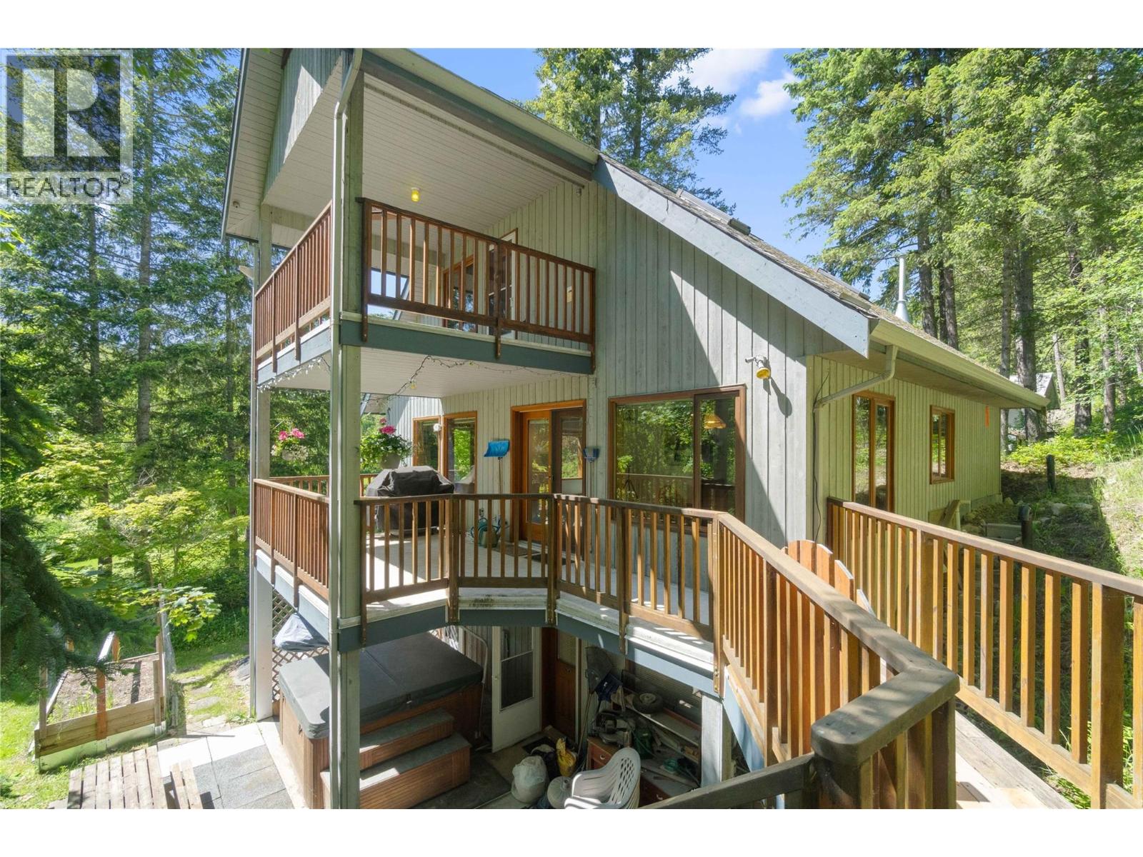 769 & 771 Gardom Lake Road, Enderby, British Columbia  V0E 1V3 - Photo 13 - 10402777