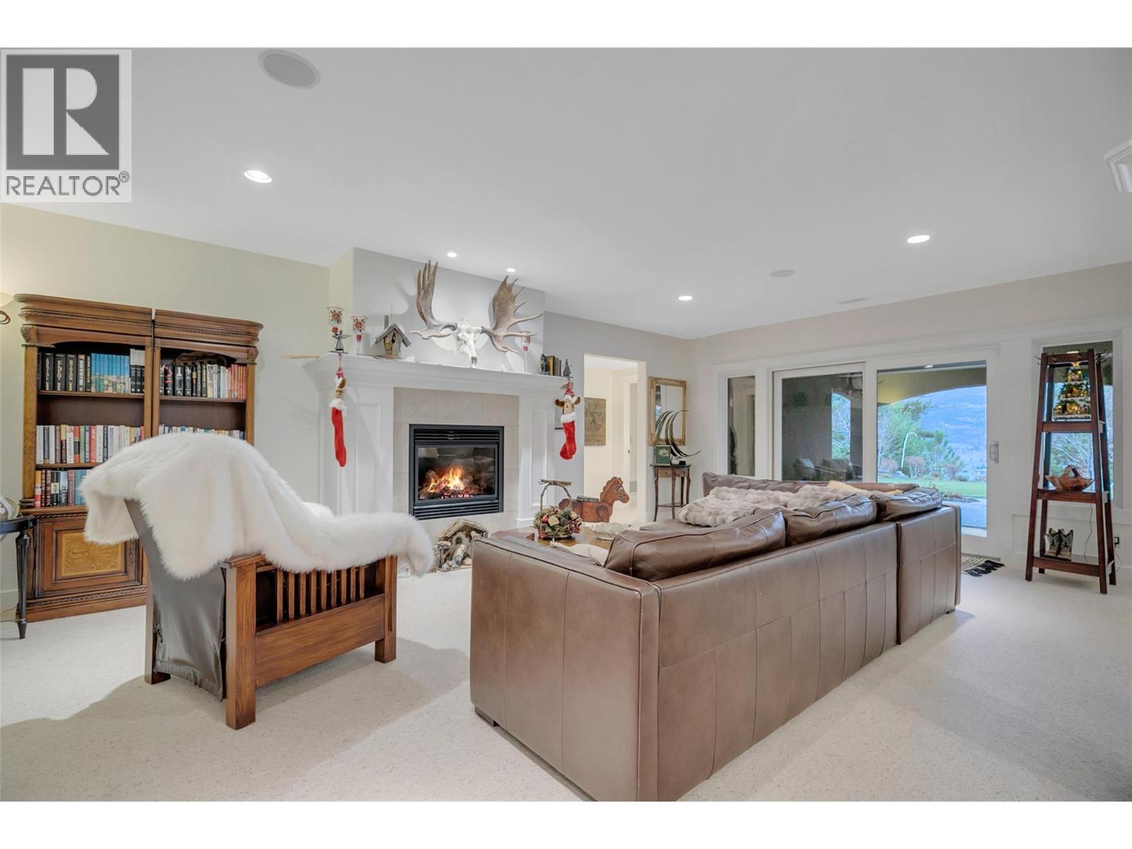 1981 Capistrano Drive, Kelowna, British Columbia  V1V 2N1 - Photo 35 - 10403372