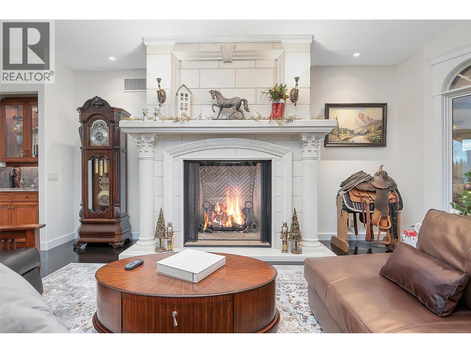1981 Capistrano Drive, Kelowna, British Columbia  V1V 2N1 - Photo 4 - 10403372