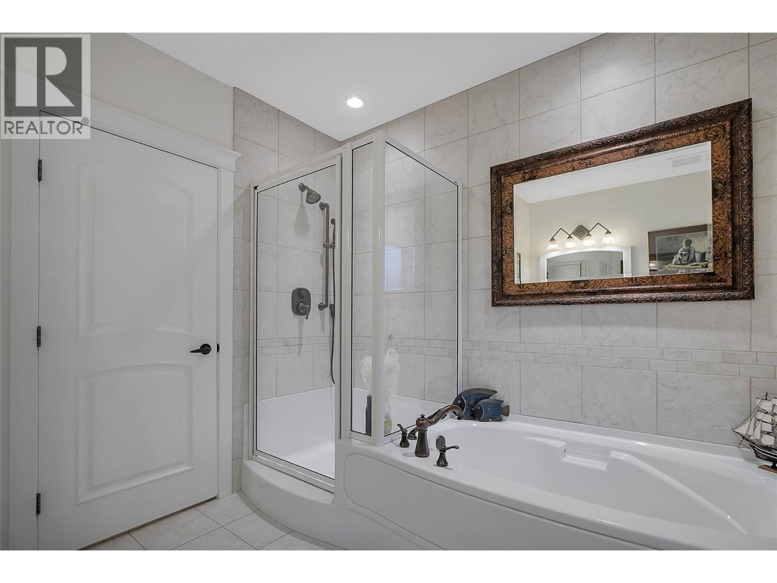 1981 Capistrano Drive, Kelowna, British Columbia  V1V 2N1 - Photo 46 - 10403372
