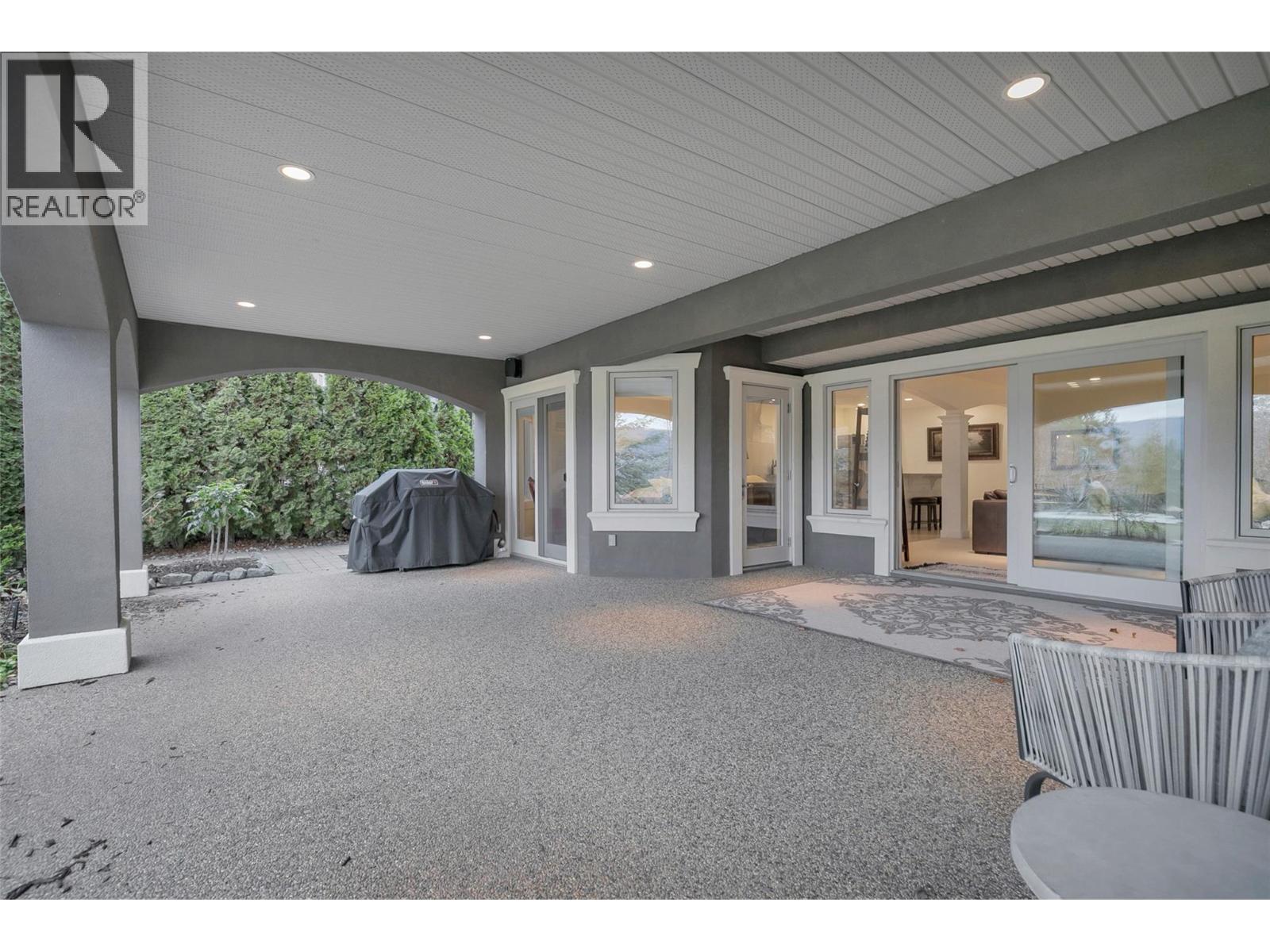 1981 Capistrano Drive, Kelowna, British Columbia  V1V 2N1 - Photo 54 - 10403372