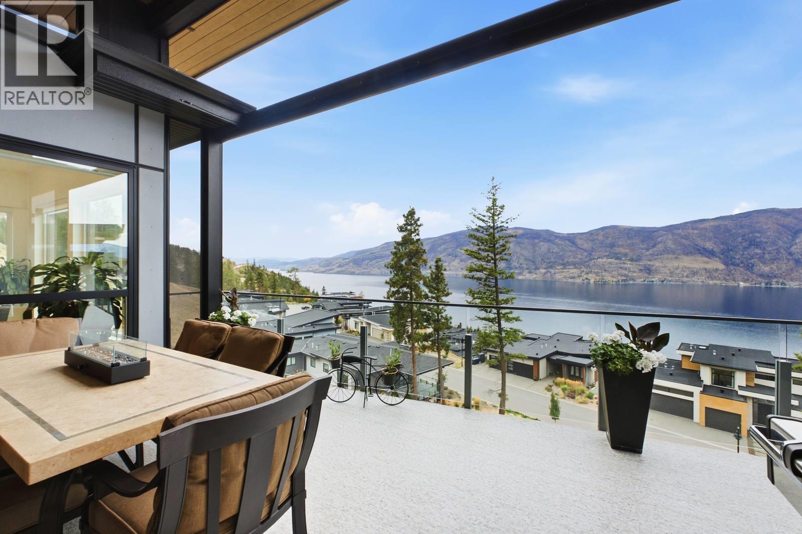 3671 Mckinley Beach Drive, Kelowna, British Columbia  V1V 3G2 - Photo 1 - 10403327