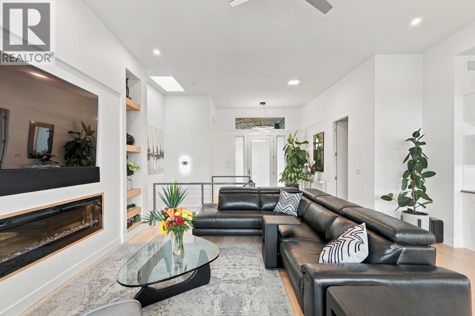 3671 Mckinley Beach Drive, Kelowna, British Columbia  V1V 3G2 - Photo 18 - 10403327