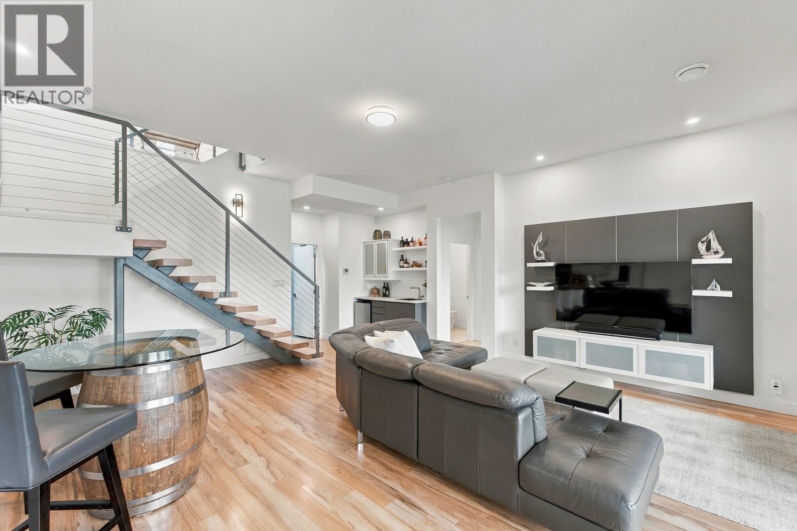 3671 Mckinley Beach Drive, Kelowna, British Columbia  V1V 3G2 - Photo 49 - 10403327