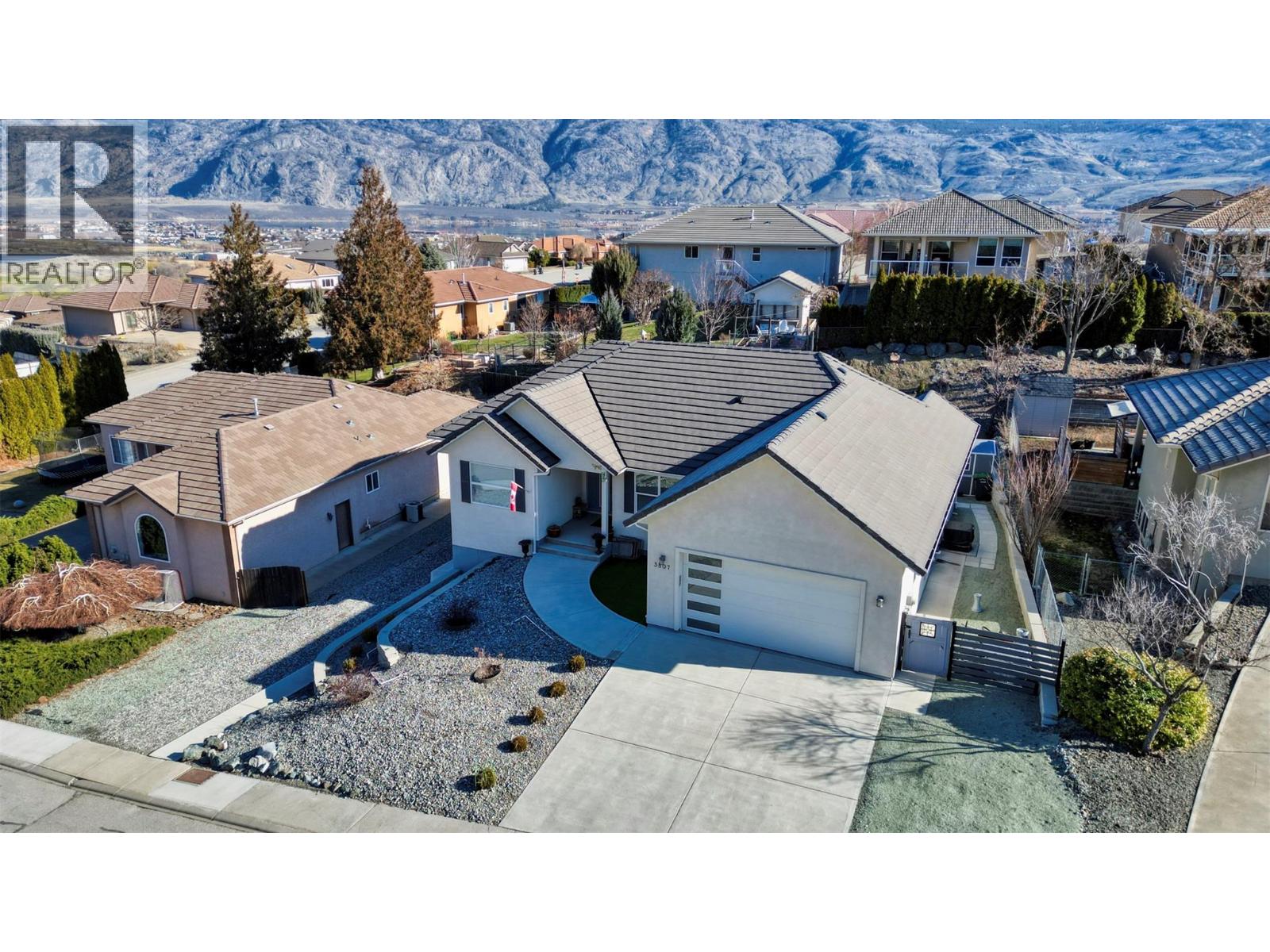 3807 Fairwinds Drive, Osoyoos, British Columbia  V0H 1V4 - Photo 2 - 10403267