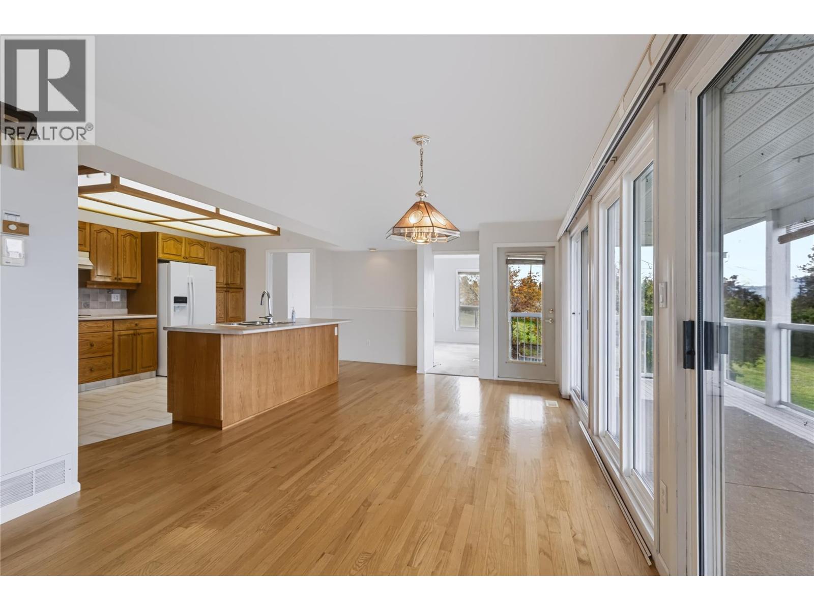 3925 North Naramata Road, Naramata, British Columbia  V0H 1N1 - Photo 4 - 10403110