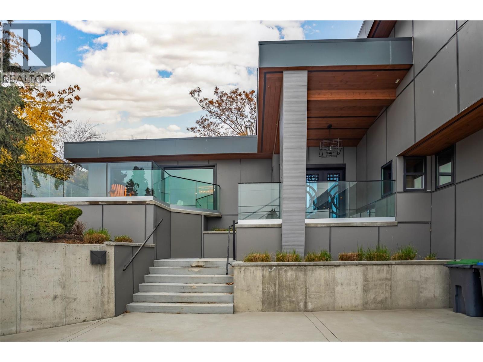 3038 Ourtoland Road, West Kelowna, British Columbia  V1Z 2H8 - Photo 3 - 10402812