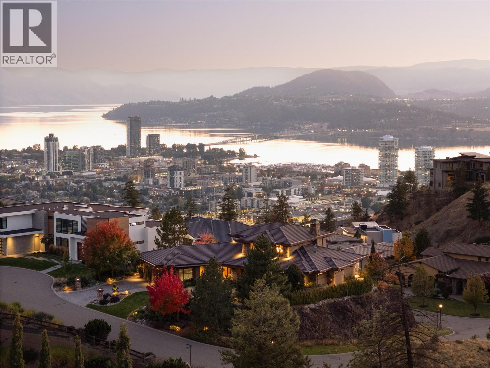 706 Highpointe Court, Kelowna, British Columbia  V1V 2Y3 - Photo 1 - 10402987