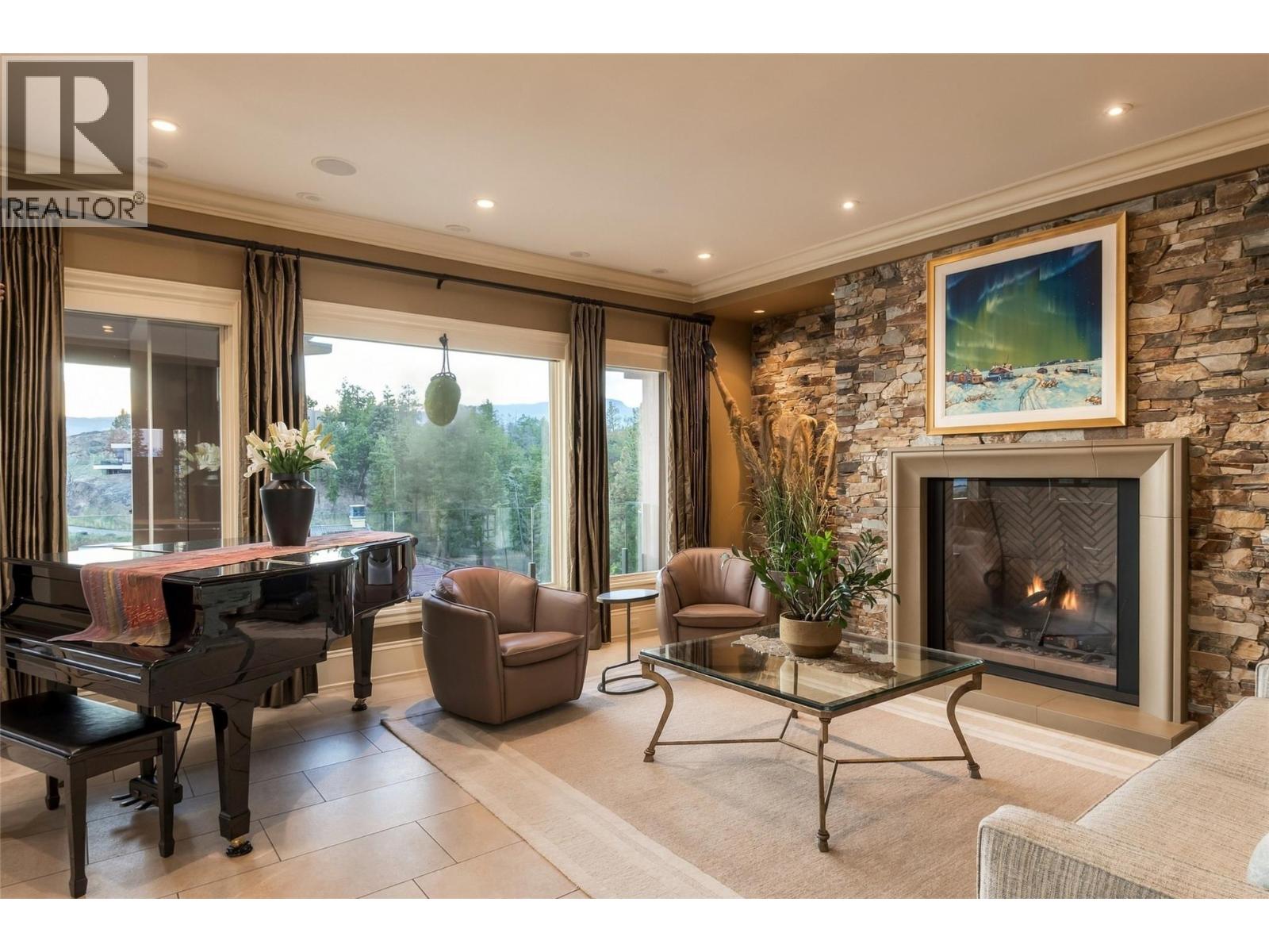 706 Highpointe Court, Kelowna, British Columbia  V1V 2Y3 - Photo 13 - 10402987