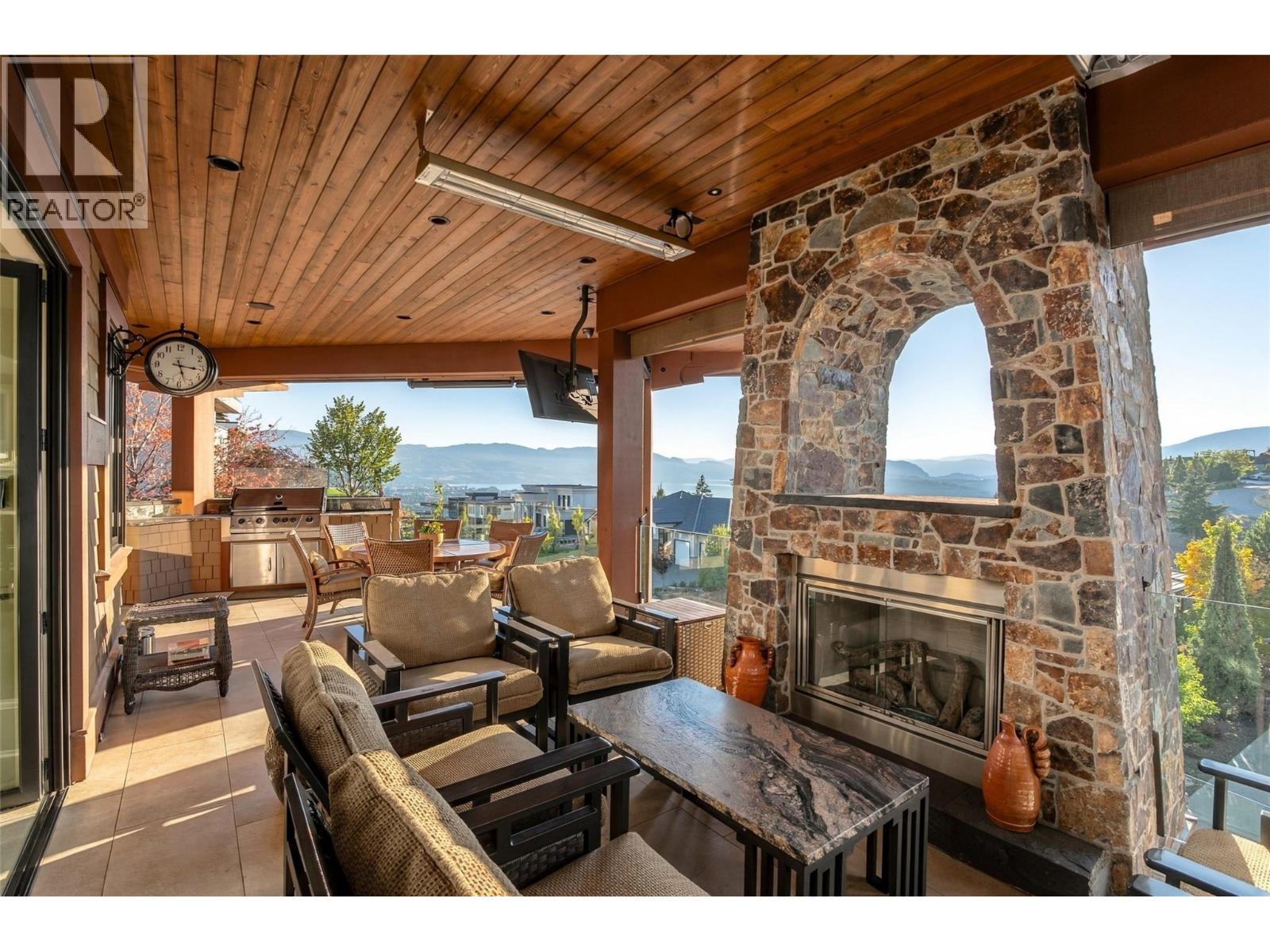 706 Highpointe Court, Kelowna, British Columbia  V1V 2Y3 - Photo 24 - 10402987