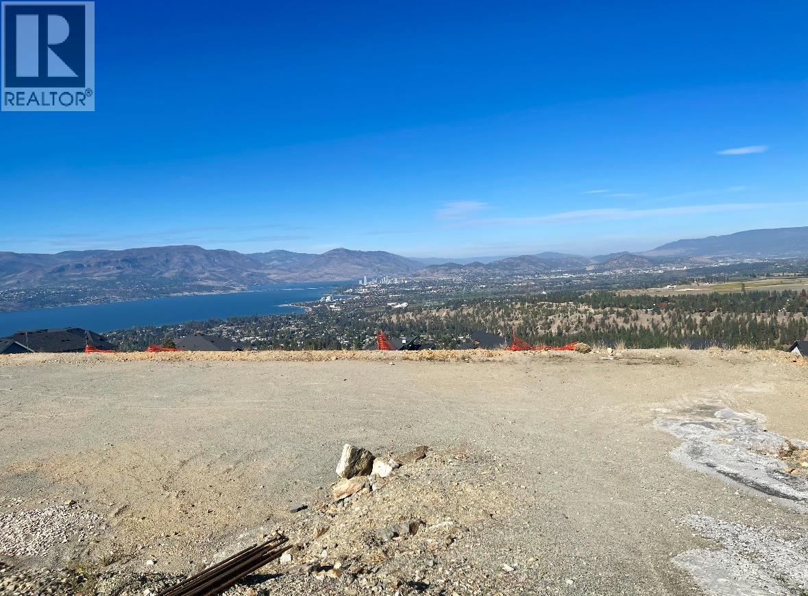1060 Heweston Avenue, Kelowna, British Columbia  V1W 5H6 - Photo 3 - 10403115