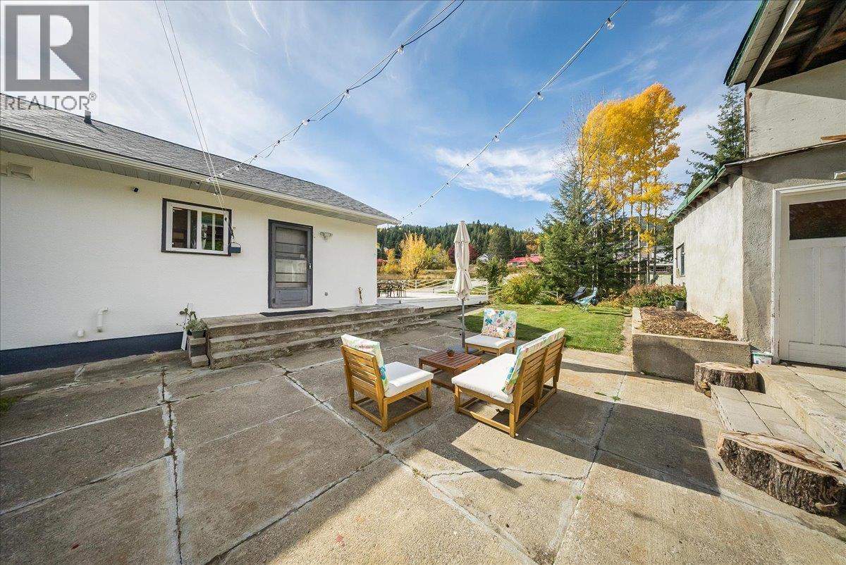 1614 Cook Avenue, Rossland, British Columbia  V0G 1Y0 - Photo 47 - 10403225