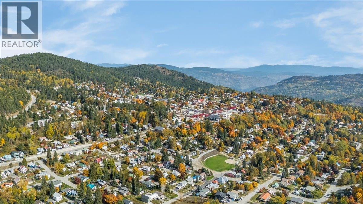 1614 Cook Avenue, Rossland, British Columbia  V0G 1Y0 - Photo 57 - 10403225