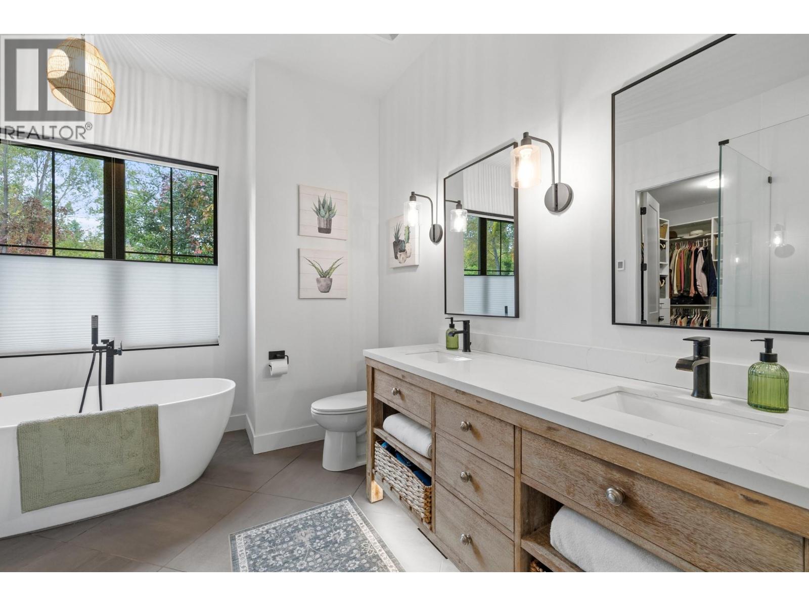 2475 Maquinna Road, Kelowna, British Columbia  V1W 2R9 - Photo 26 - 10403367