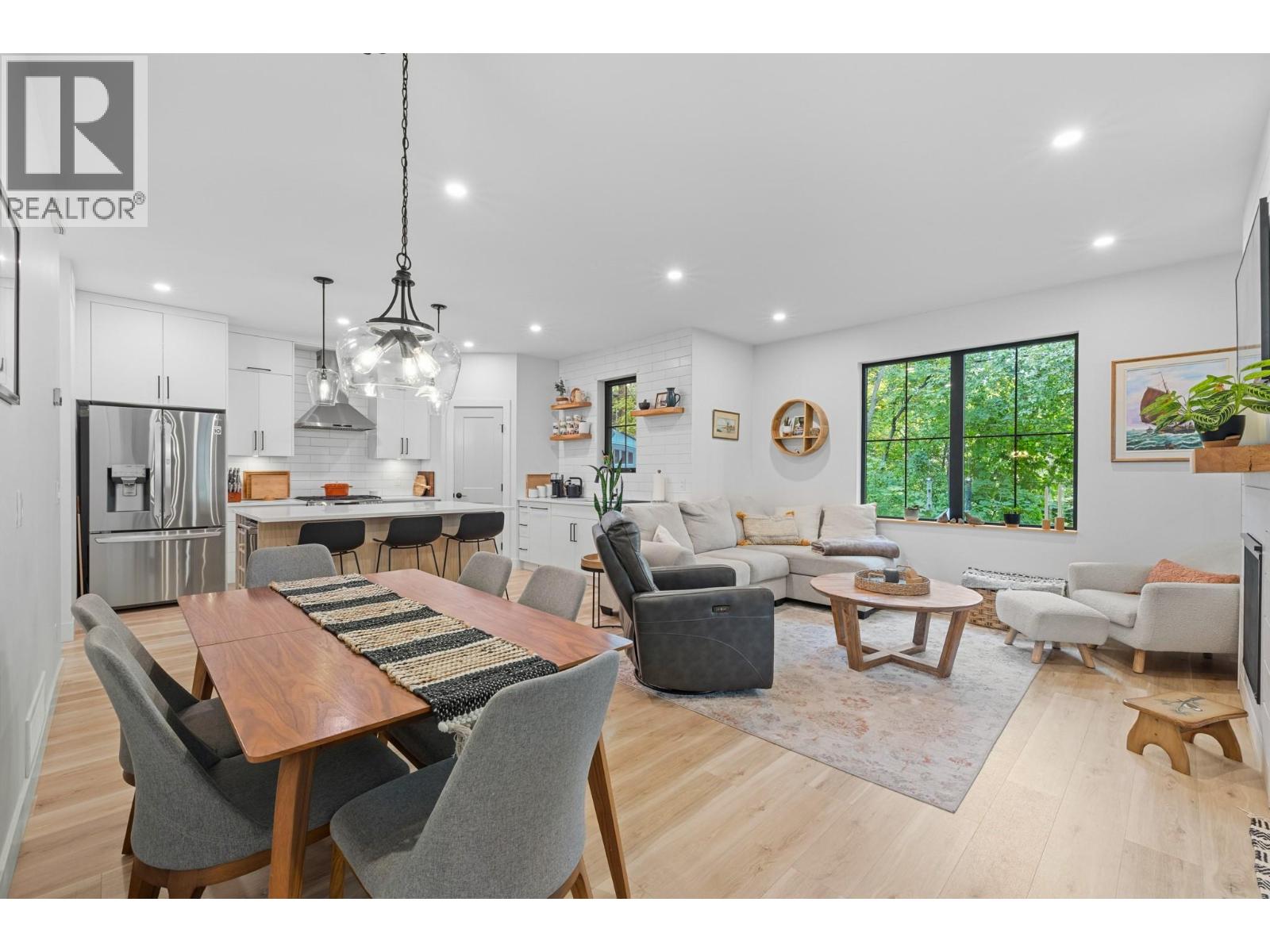 2475 Maquinna Road, Kelowna, British Columbia  V1W 2R9 - Photo 32 - 10403367